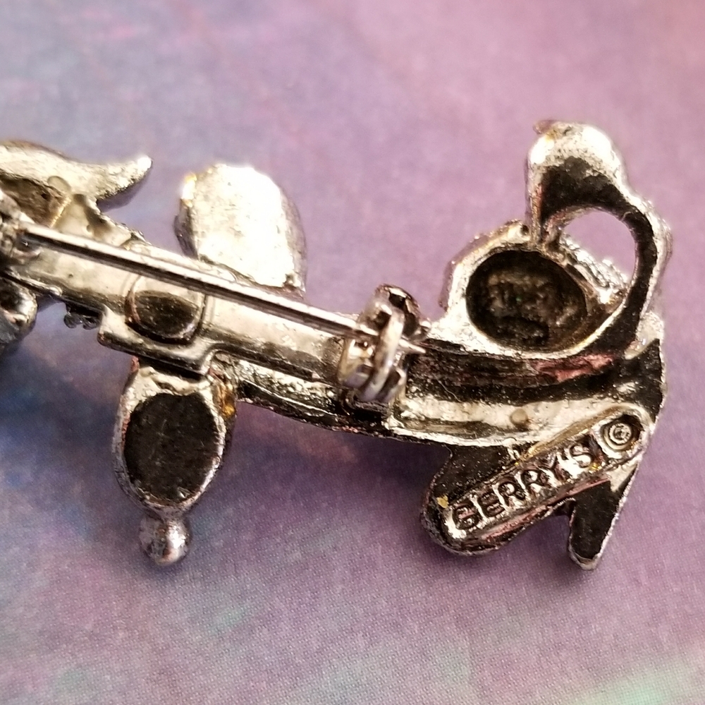 Relisted -Vintage poodle pin Gerry's silver tone dog brooch - Picture 6 of 6